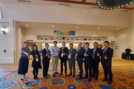 重庆利来国际单磊院长出席美国奥兰多鼻整形峰会 全*献技