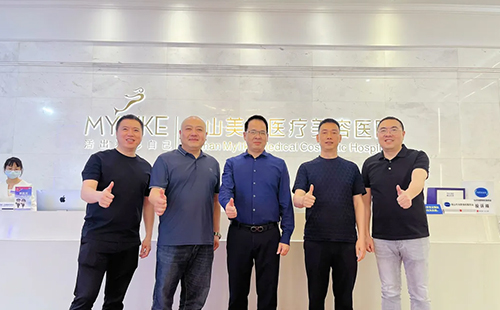 石湾总商会莅临佛山利来国际参观交流，协同合作携手并进！